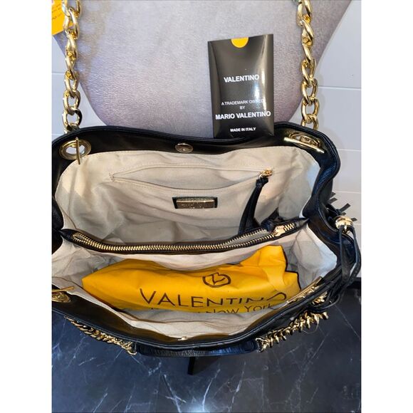 Valentino By Mario Valentino Luisa Diamond Quilted Leather Shoulder Bag in Black - Picture 8 of 11